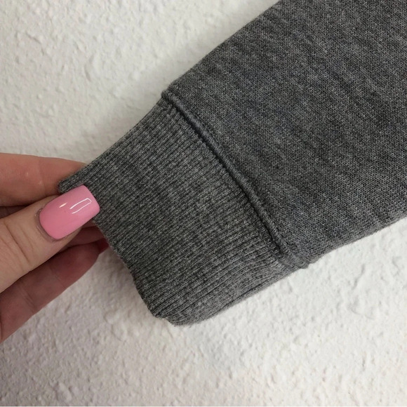 Baby Gap x Star Wars sweatshirt gray Chewbacca Snow Day size 2 years - Picture 7 of 12